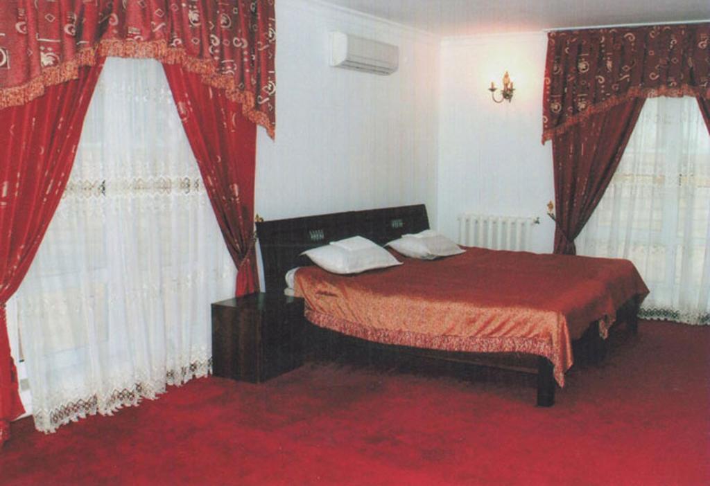 Diyor Hotel Самарканд Стая снимка
