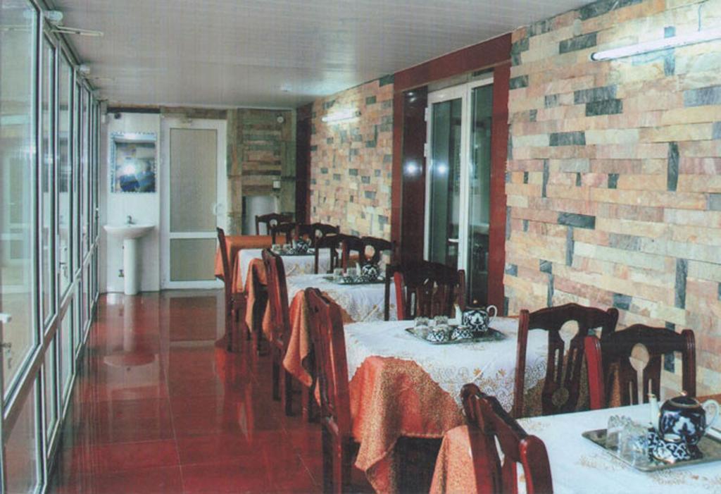 Diyor Hotel Самарканд Екстериор снимка